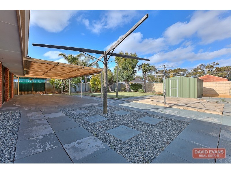 12 Nowranie Place, Hillman WA 6168