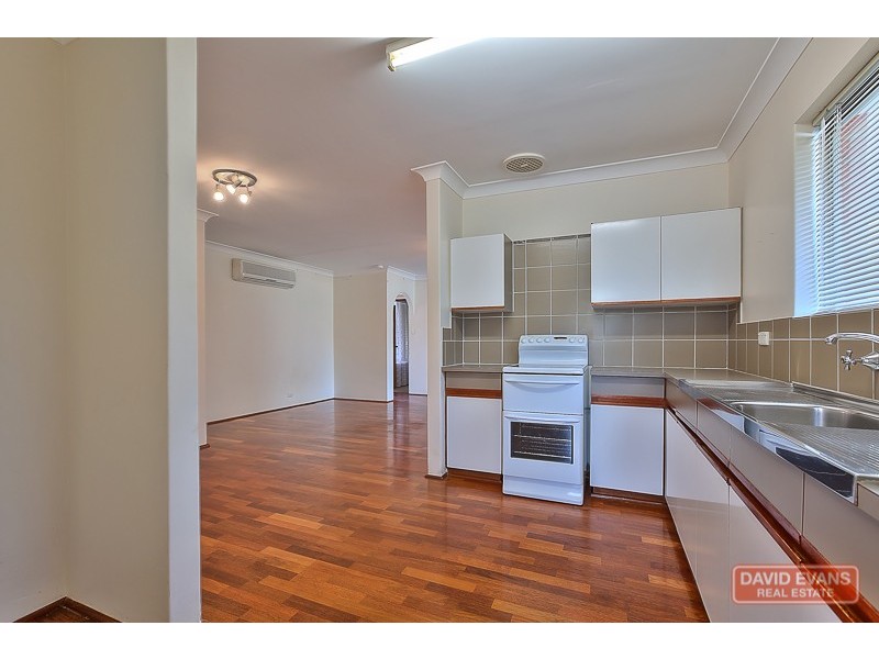 12 Nowranie Place, Hillman WA 6168