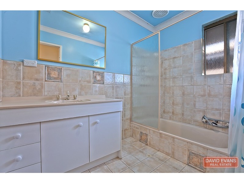 12 Nowranie Place, Hillman WA 6168