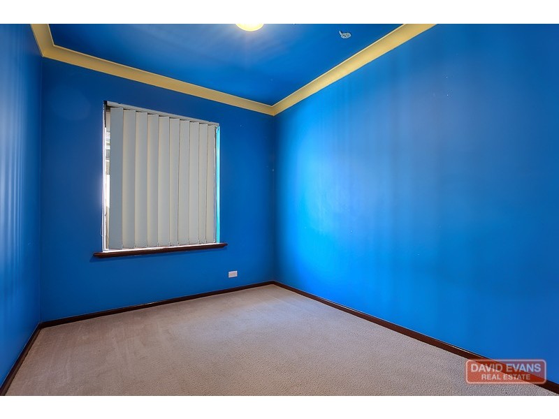 12 Nowranie Place, Hillman WA 6168