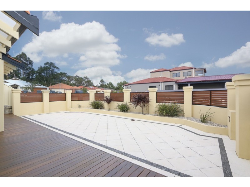 4 Hopper Turn, Madeley WA 6065