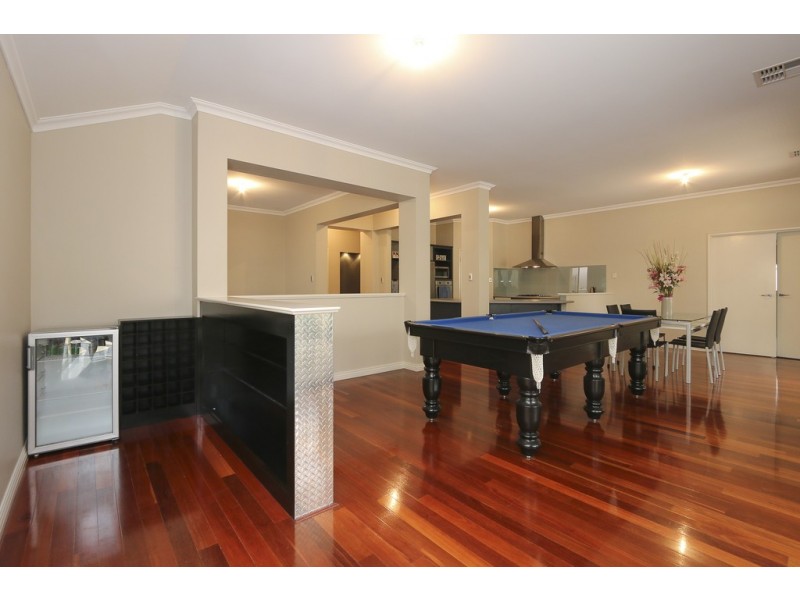 4 Hopper Turn, Madeley WA 6065