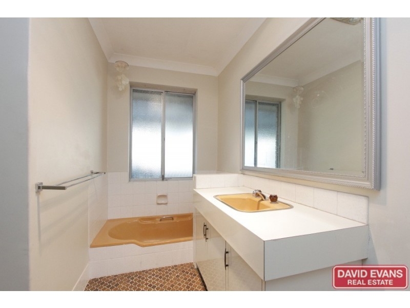 56 Glendale Avenue, Hamersley WA 6022