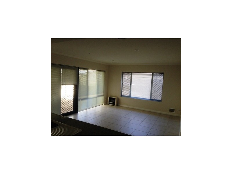 45B Hamilton Street, Stirling WA 6021