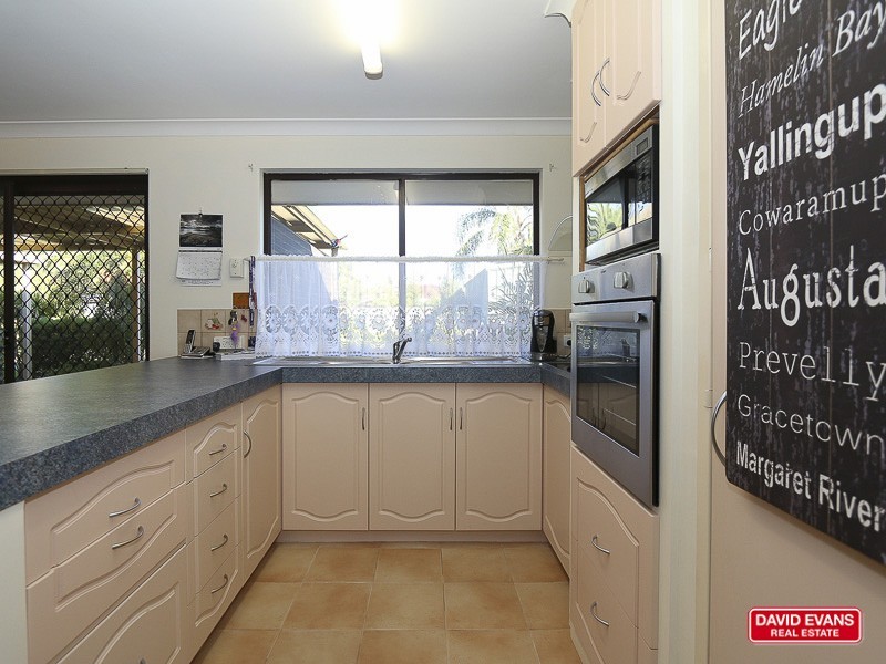 16 Lemongrass Terrace, Ballajura WA 6066