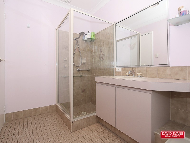 16 Lemongrass Terrace, Ballajura WA 6066