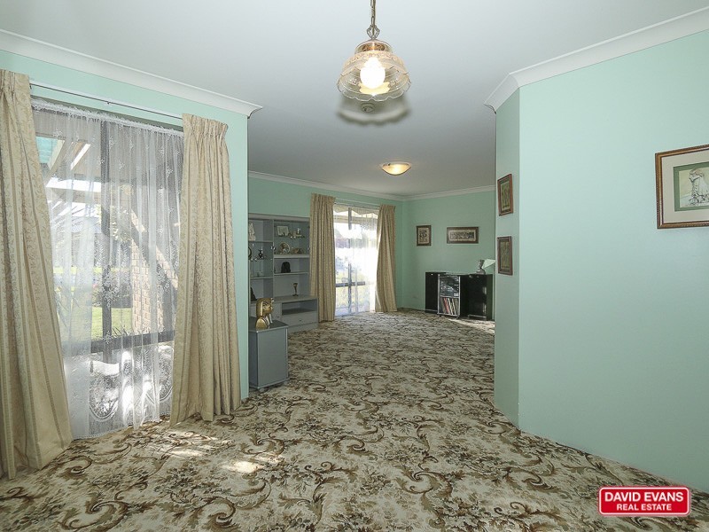 16 Lemongrass Terrace, Ballajura WA 6066