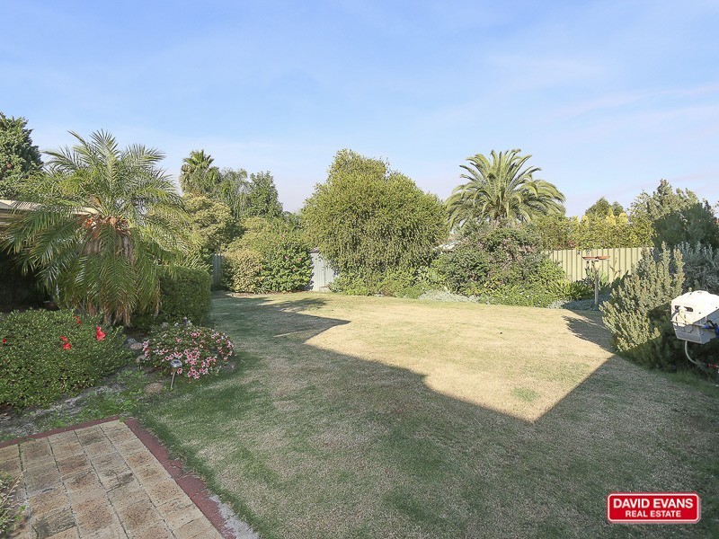 16 Lemongrass Terrace, Ballajura WA 6066