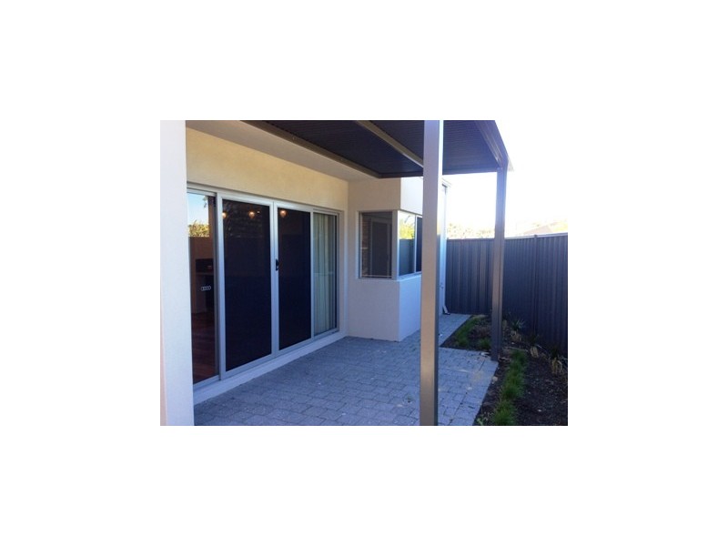 2C Victoria Street, Mosman Park WA 6012