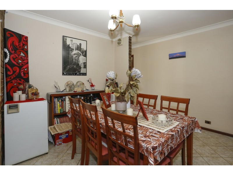 9 Abinger Road, Lynwood WA 6147