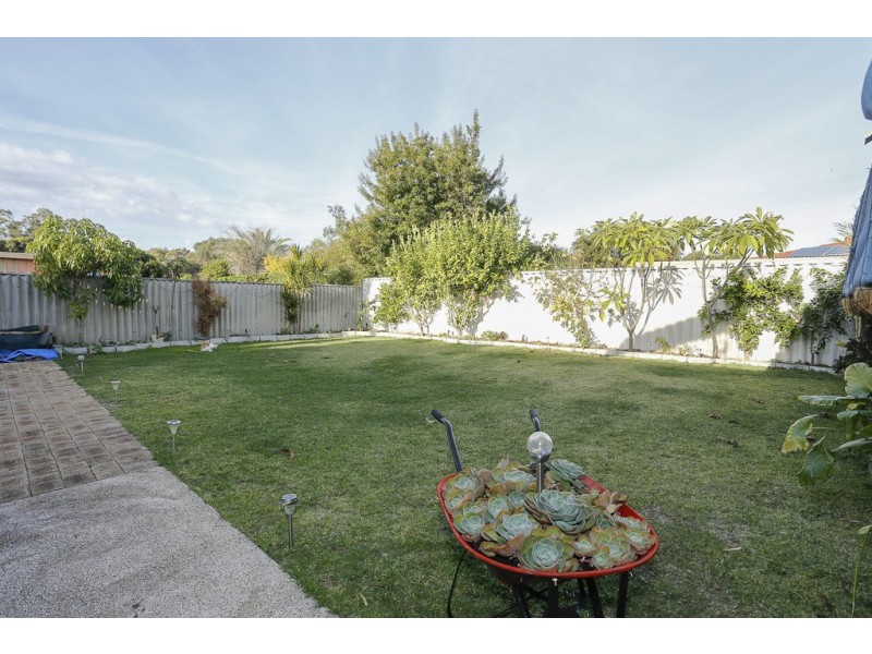 9 Abinger Road, Lynwood WA 6147