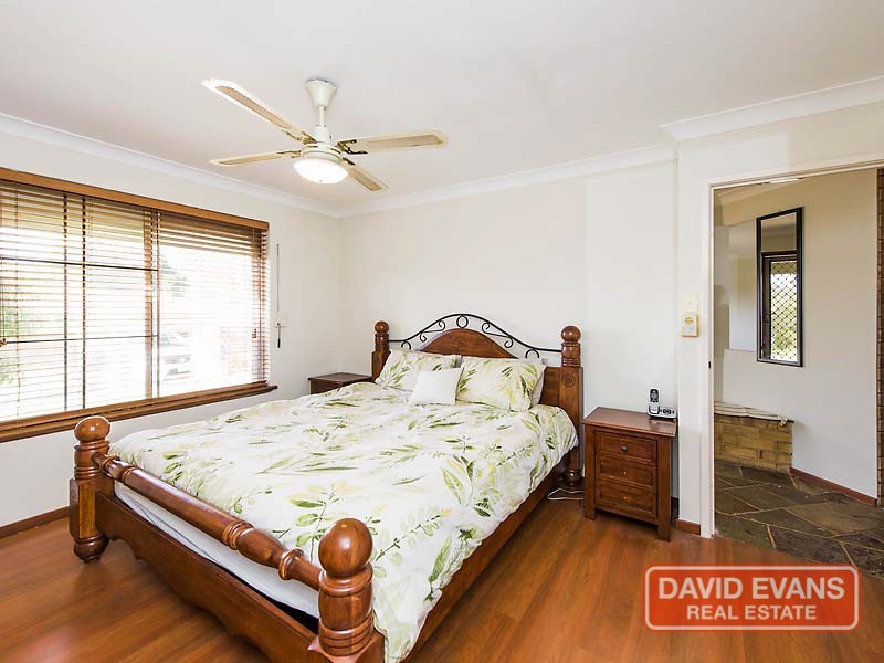 7 Flamingo Trail, Ballajura WA 6066