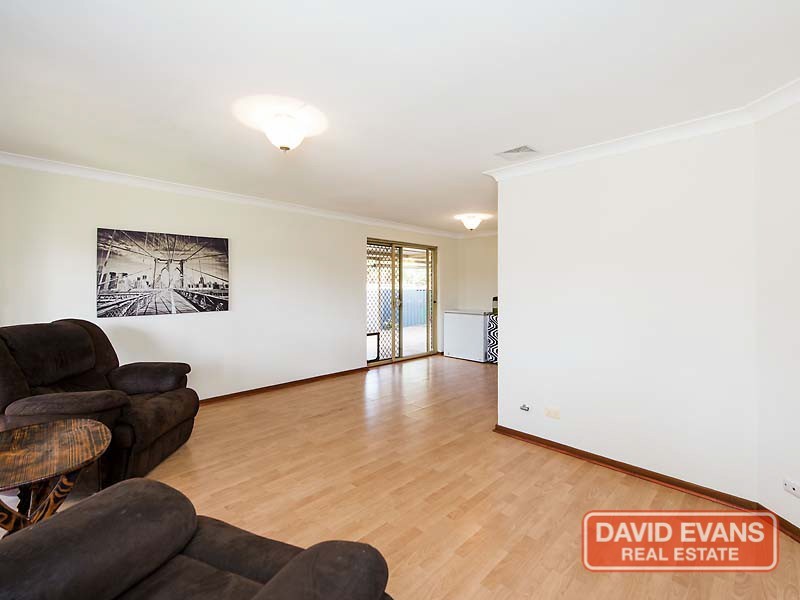 7 Flamingo Trail, Ballajura WA 6066