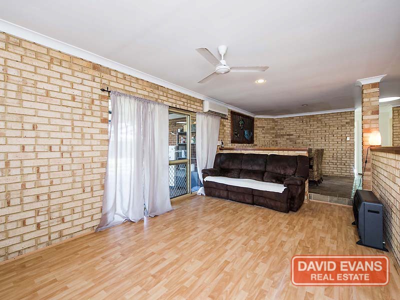 7 Flamingo Trail, Ballajura WA 6066