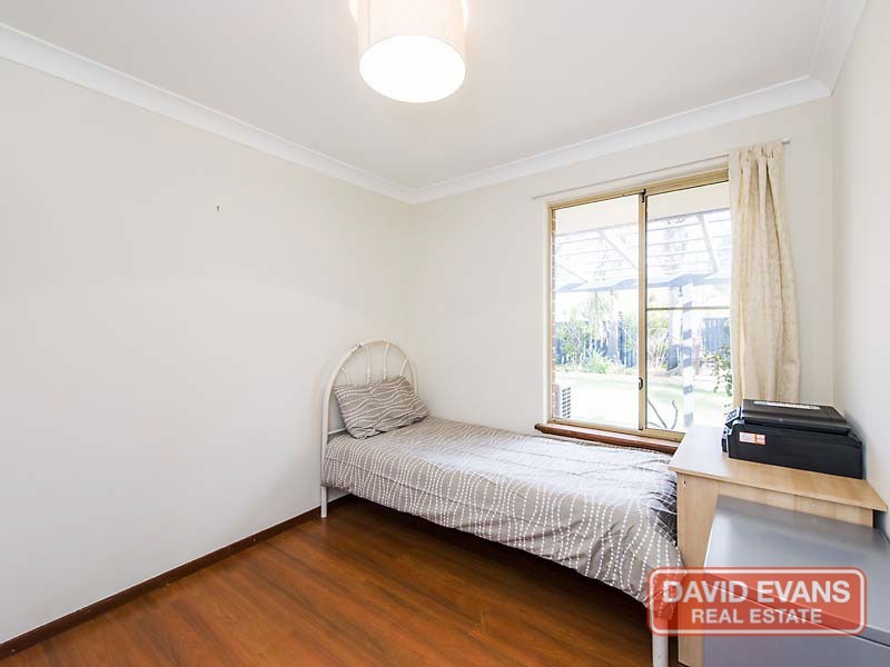 7 Flamingo Trail, Ballajura WA 6066
