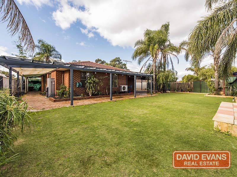 7 Flamingo Trail, Ballajura WA 6066