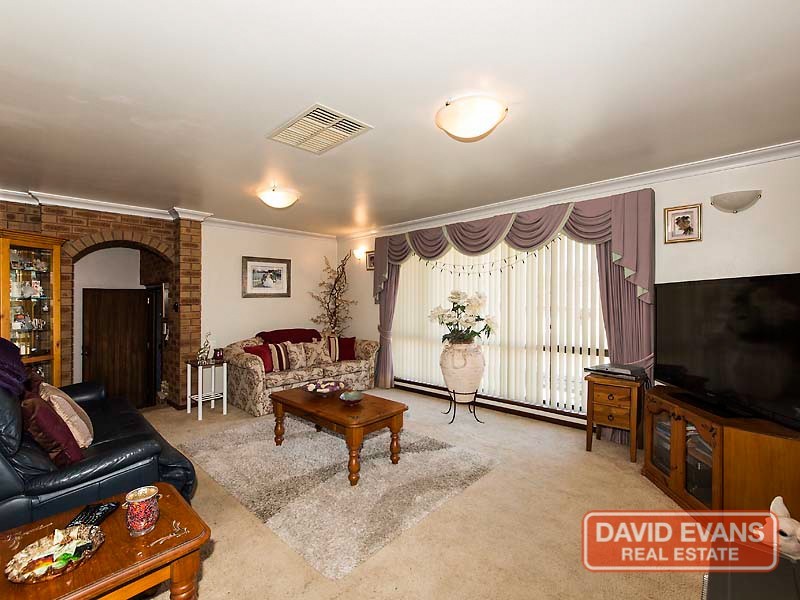 21 Camelot Street, Carine WA 6020