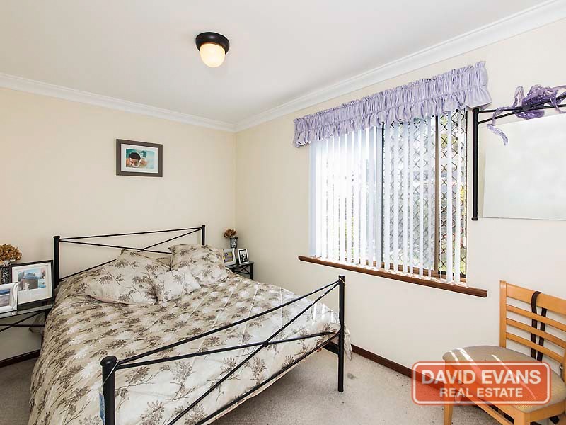 21 Camelot Street, Carine WA 6020