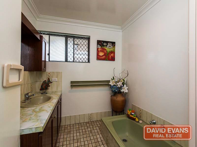 21 Camelot Street, Carine WA 6020