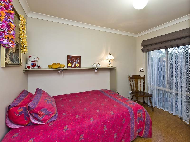 52 Osprey Circle, Ballajura WA 6066