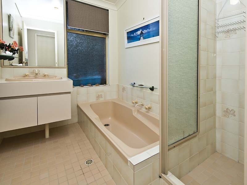 52 Osprey Circle, Ballajura WA 6066