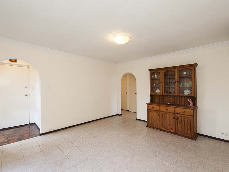 21 Hinkler Street, Kenwick WA 6107