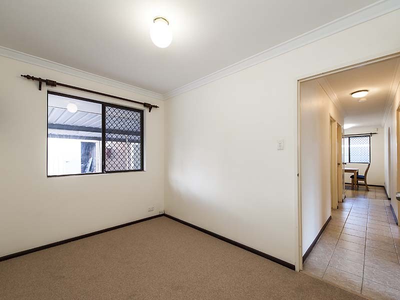 21 Hinkler Street, Kenwick WA 6107