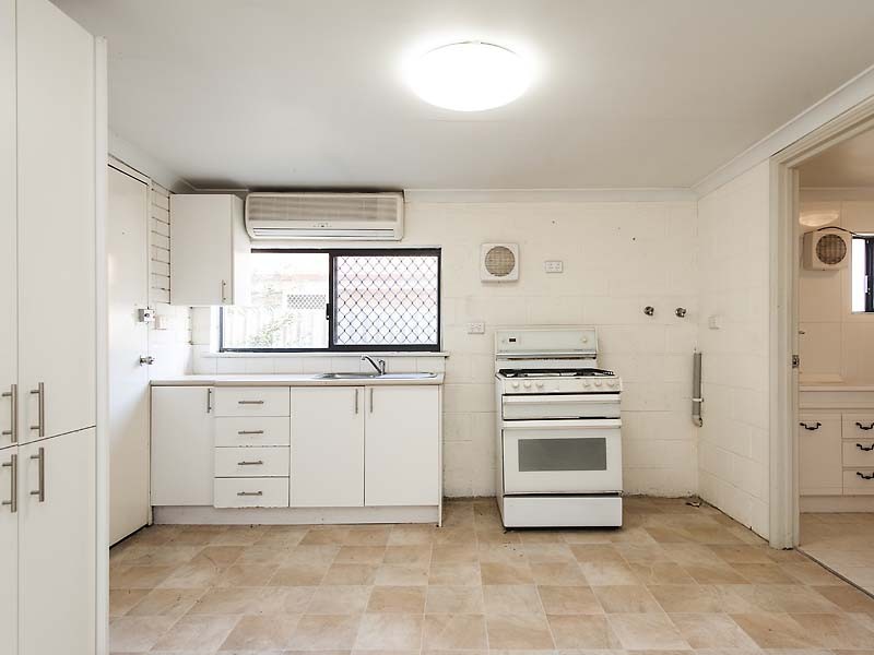 21 Hinkler Street, Kenwick WA 6107