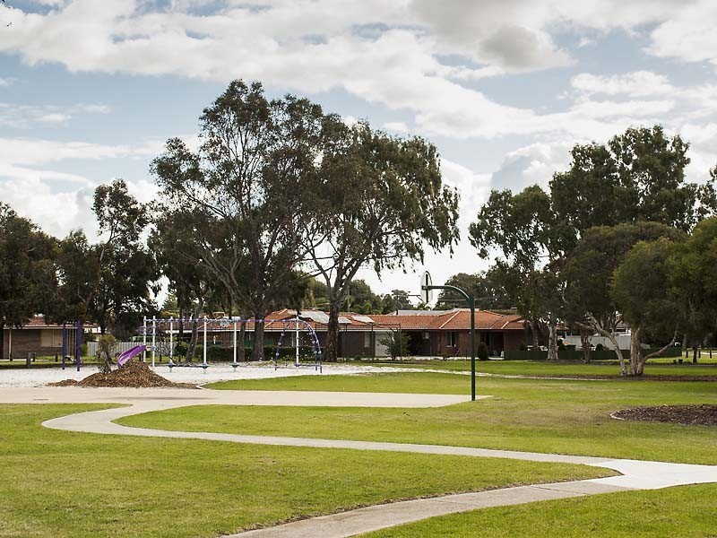 21 Hinkler Street, Kenwick WA 6107