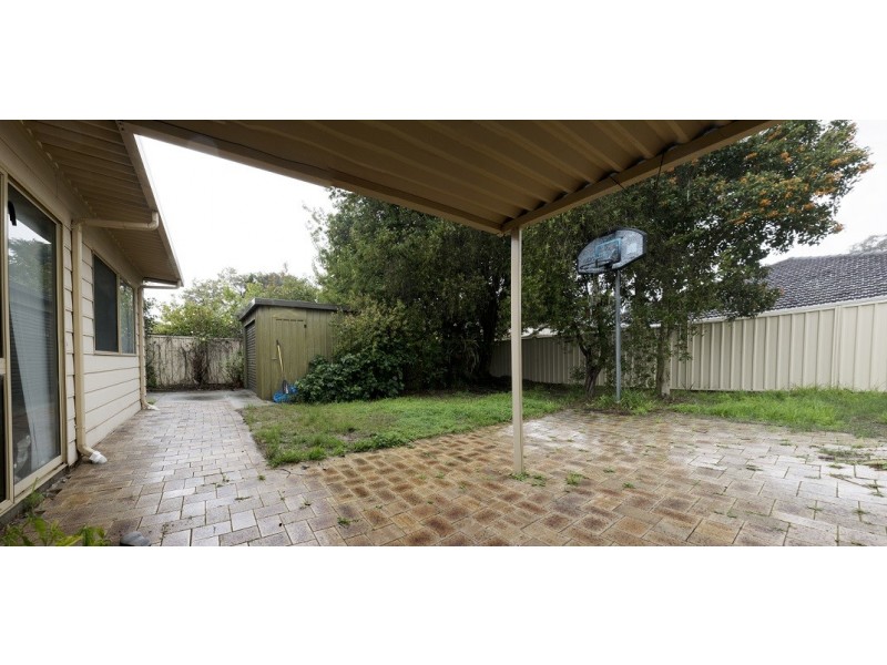 22 Riley Road, Riverton WA 6148