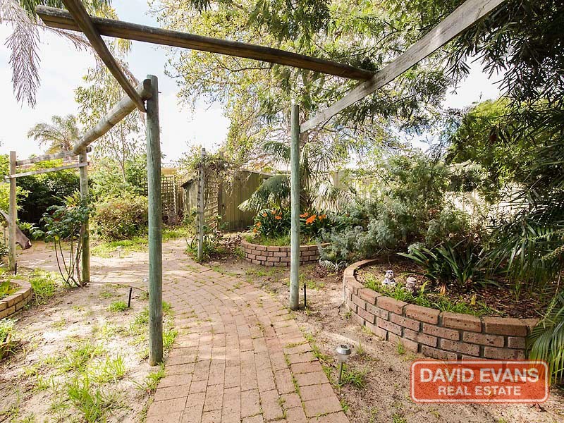 47b Culloton Crescent, Balga WA 6061