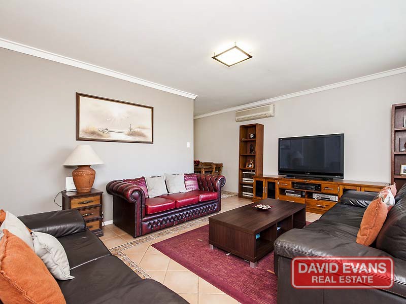 8 Bass Close, East Cannington WA 6107