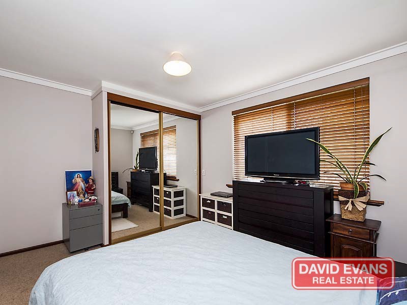 8 Bass Close, East Cannington WA 6107