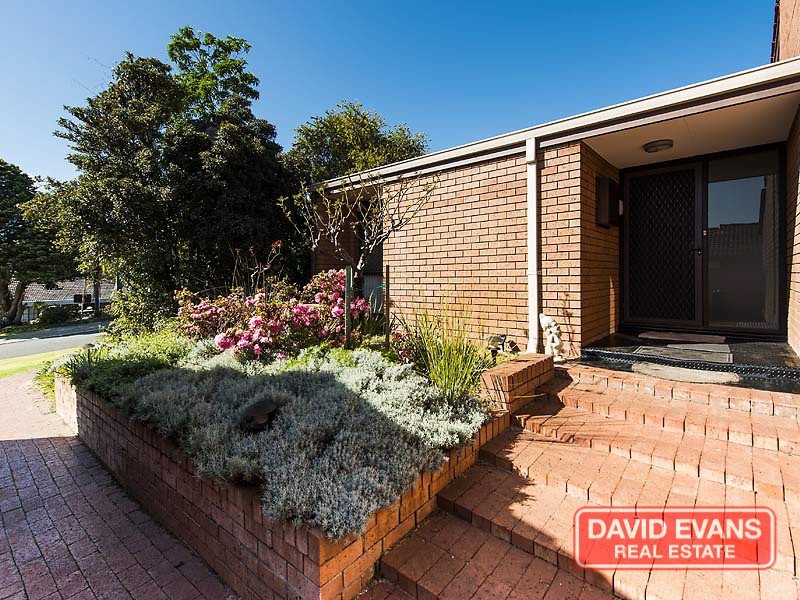 22 Chancery Lane, Alexander Heights WA 6064