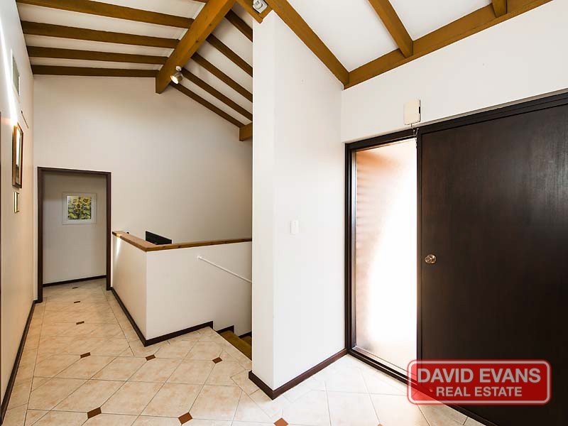 22 Chancery Lane, Alexander Heights WA 6064