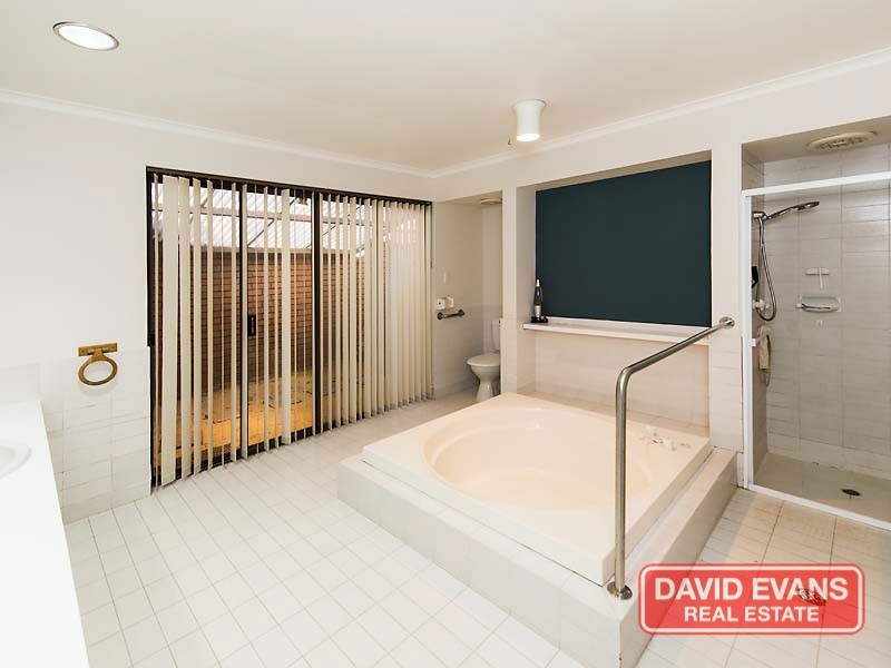 22 Chancery Lane, Alexander Heights WA 6064