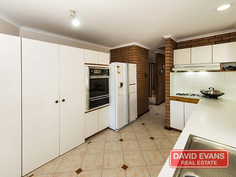 22 Chancery Lane, Alexander Heights WA 6064