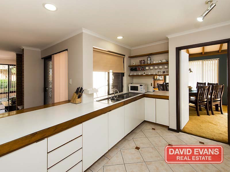 22 Chancery Lane, Alexander Heights WA 6064