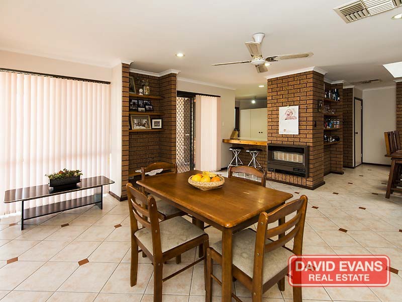 22 Chancery Lane, Alexander Heights WA 6064