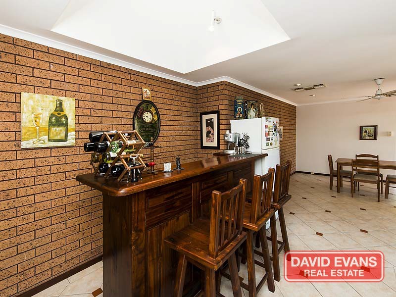 22 Chancery Lane, Alexander Heights WA 6064