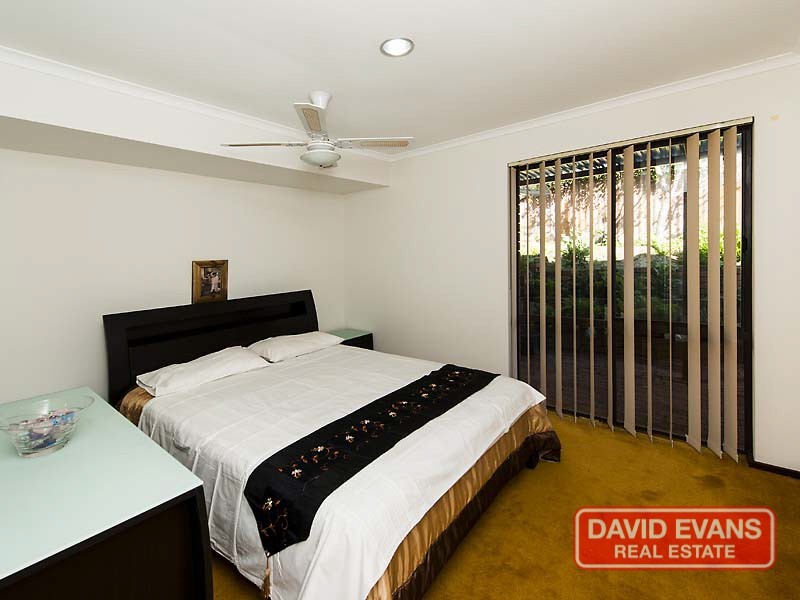 22 Chancery Lane, Alexander Heights WA 6064