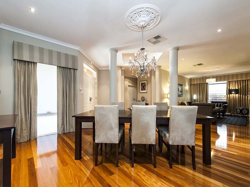 4 Karon Road, Iluka WA 6028