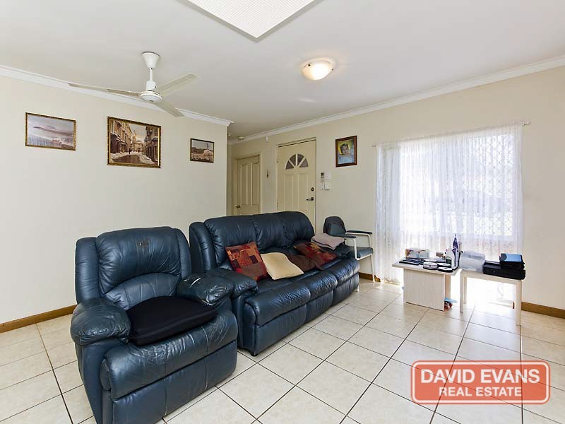 26 Morgan Way, Girrawheen WA 6064