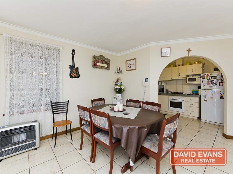 26 Morgan Way, Girrawheen WA 6064