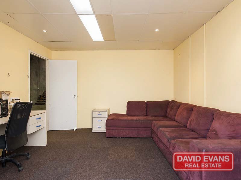 3/5 Rowe Street, Malaga WA 6090