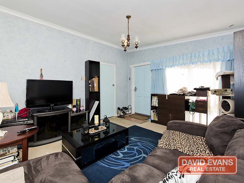 71 Hainsworth Avenue, Girrawheen WA 6064