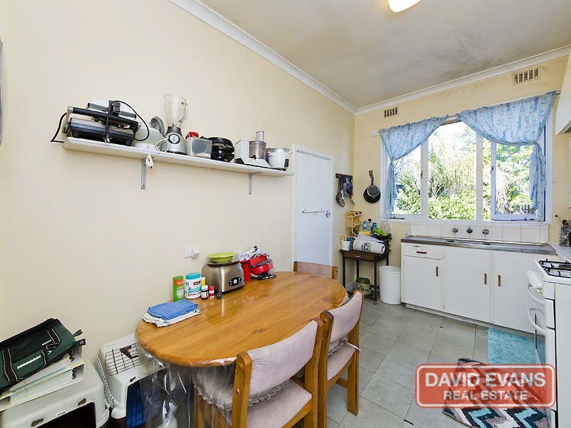 71 Hainsworth Avenue, Girrawheen WA 6064