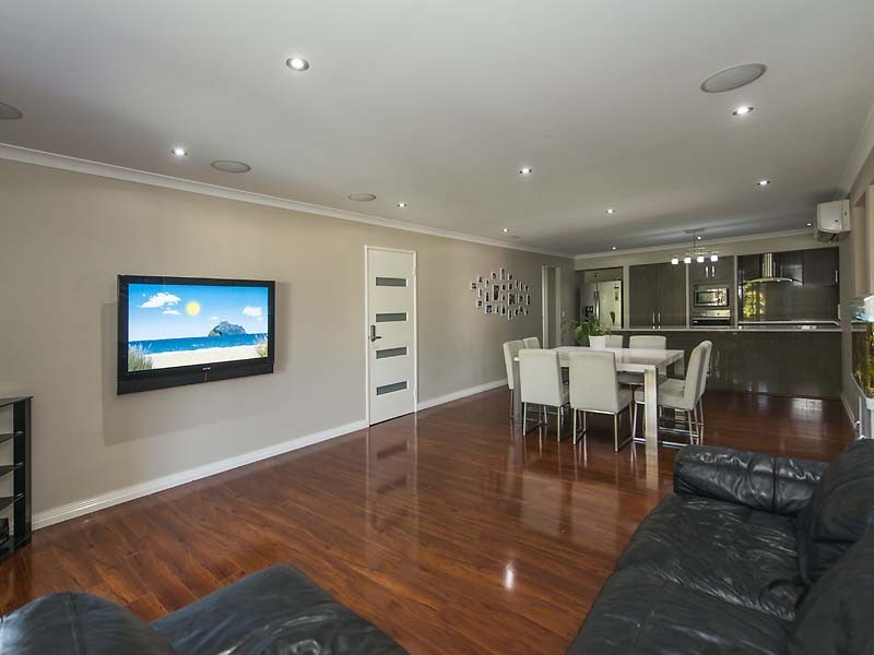 12a Partridge Way, Thornlie WA 6108