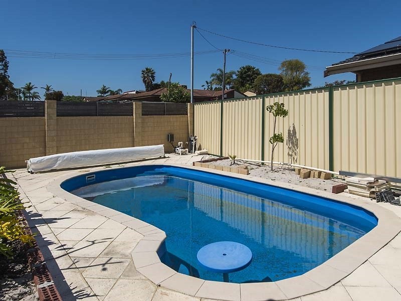 12a Partridge Way, Thornlie WA 6108