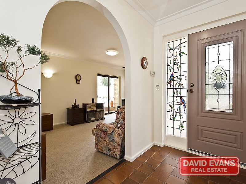 16 Elmton Way, Carine WA 6020